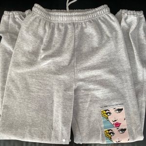 BOYS LIE HAPPILY EVER AFTER SWEATS